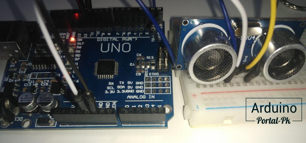 подключения ультразвукового датчика HC-SR04 к Arduino UNO