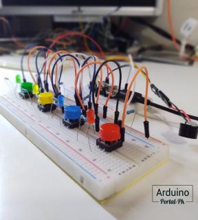 Простая игра на Arduino. Светодиоды и кнопки. 